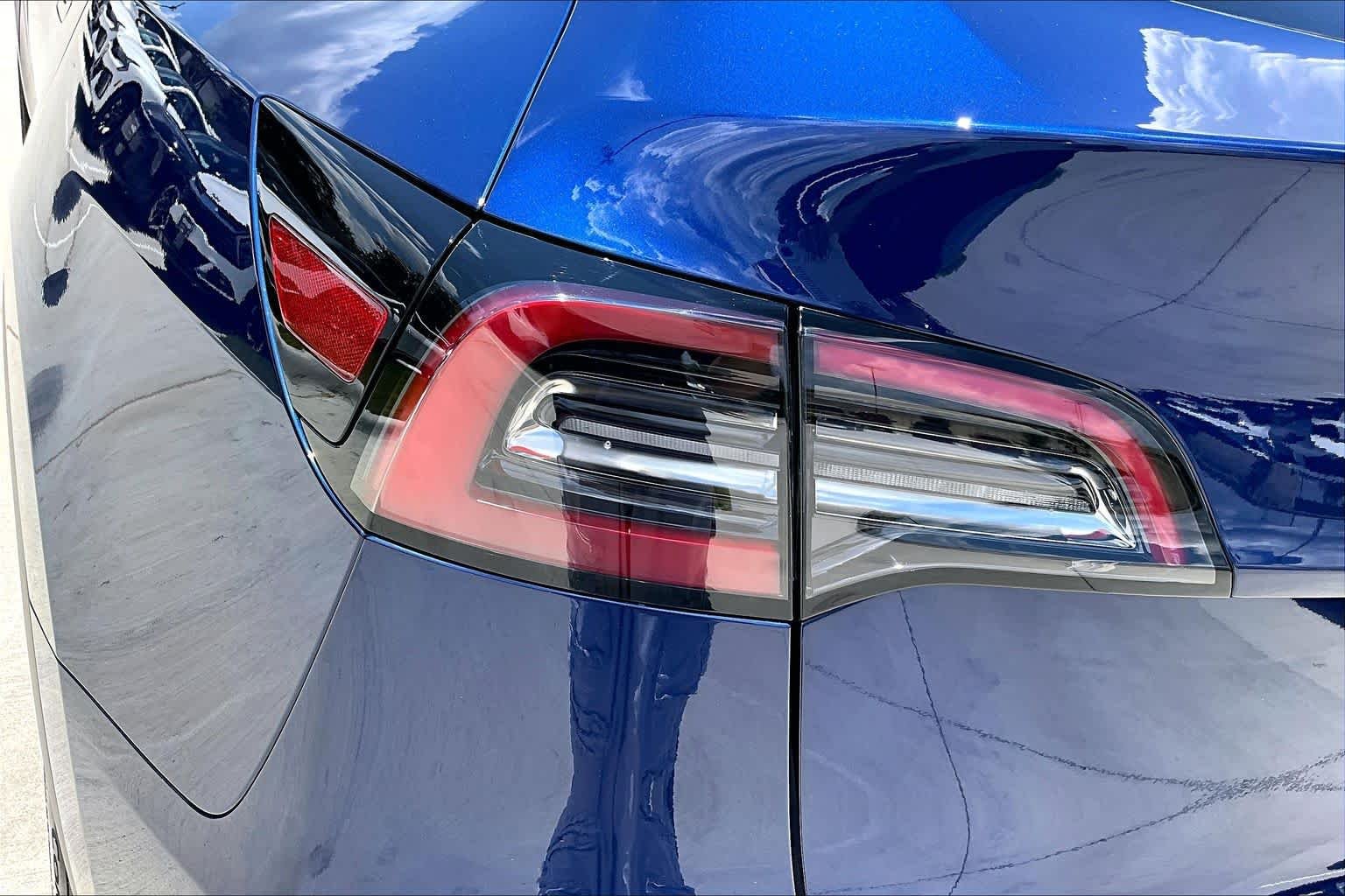 Used 2024 Deep Blue Metallic Tesla Long Range image 26