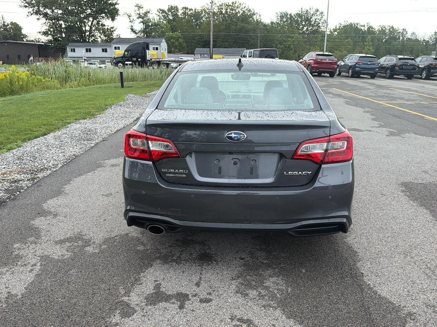Used 2019 Magnetite Gray Metallic Subaru Limited image 5