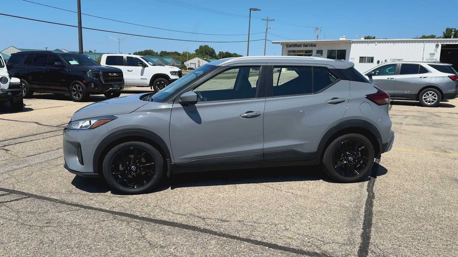 2023 Nissan Kicks SV - Photo 5