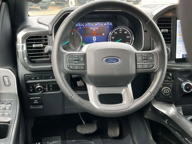 Used 2023 Gray Ford XLT image 15