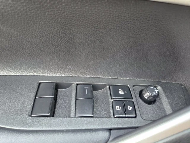 Used 2026 Silver Toyota L image 38