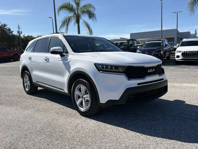 Used 2022 White Kia LX image 2