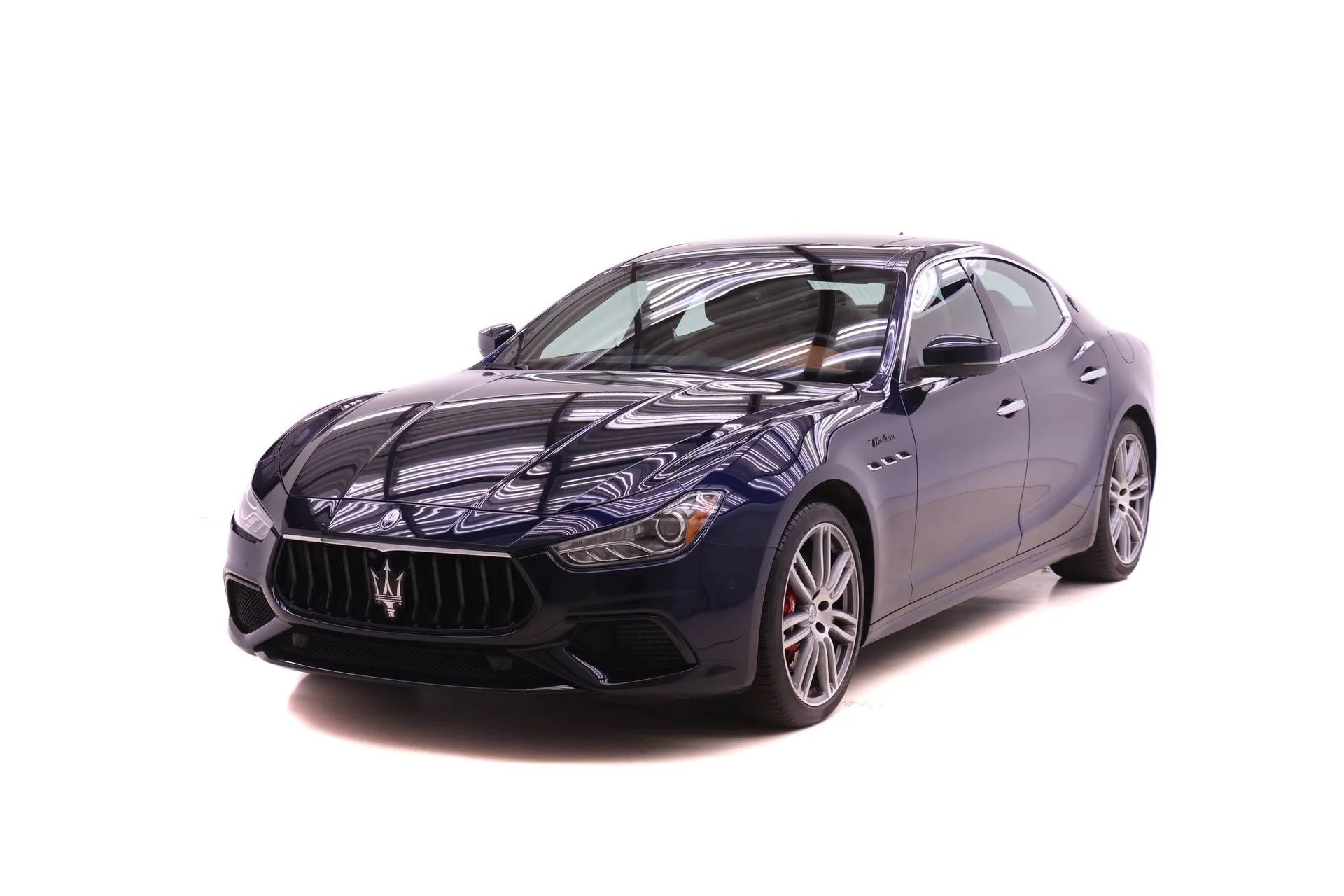2022 Maserati Ghibli Modena Q4's photo