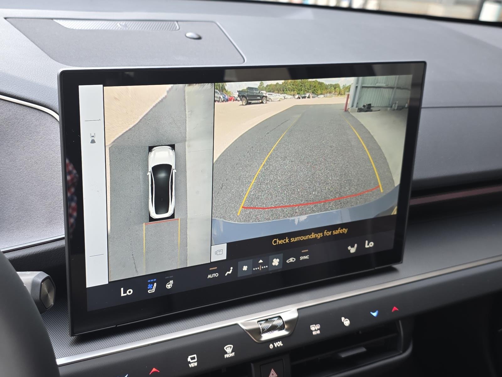 2026 Lexus ES Hybrid 350h Premium+ AWD - Photo 14