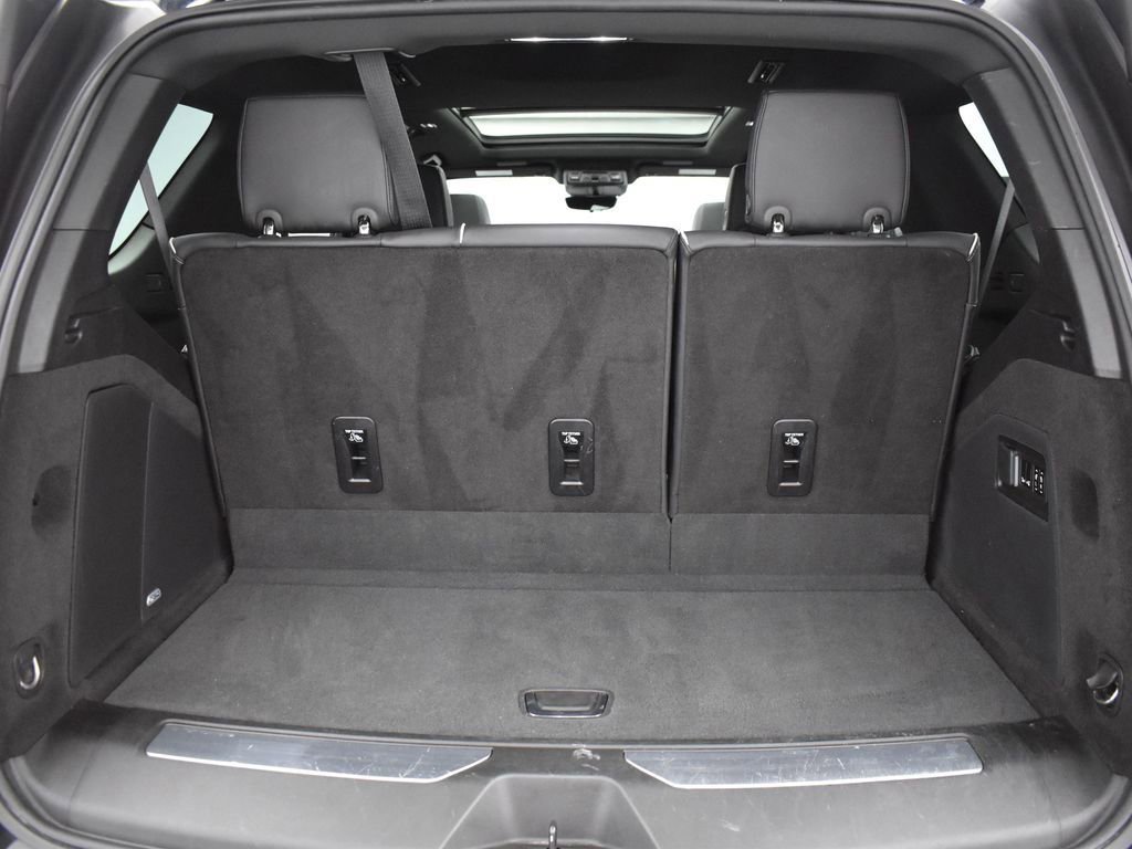 2024 CADILLAC ESCALADE - Image 10