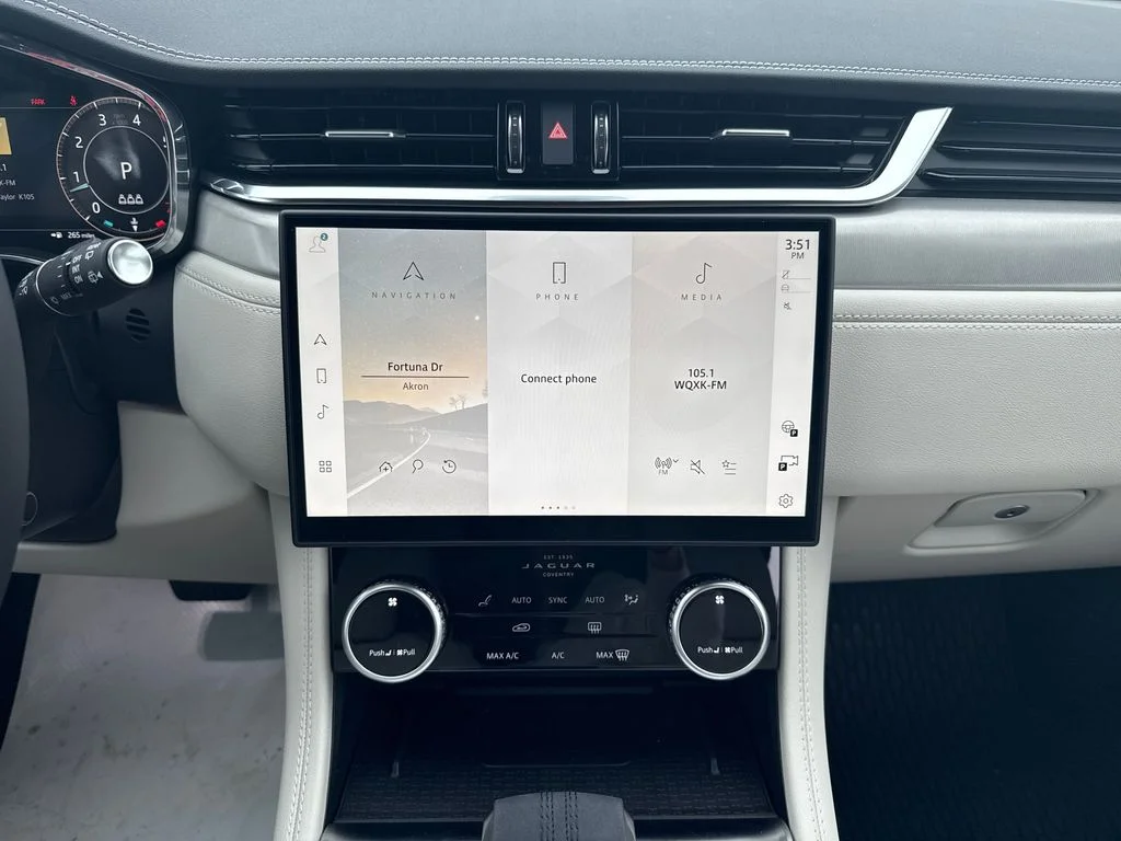 2026 Jaguar F-Pace R-Dynamic S - Photo 22