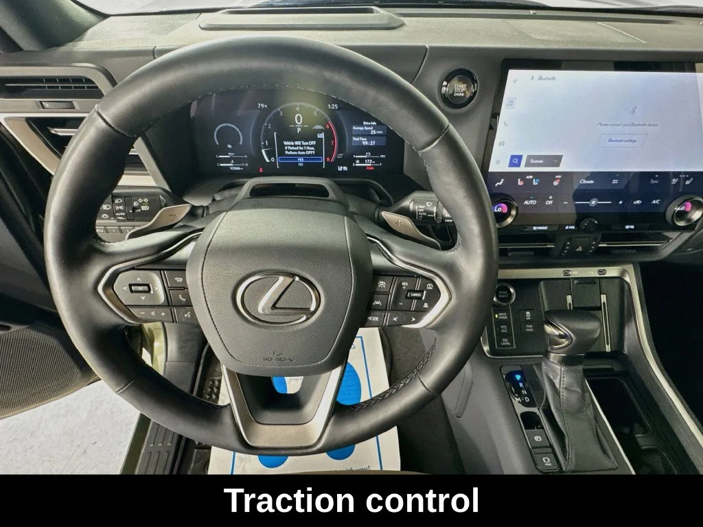 Used 2025 Green Pearl Lexus 550 Overtrail image 13