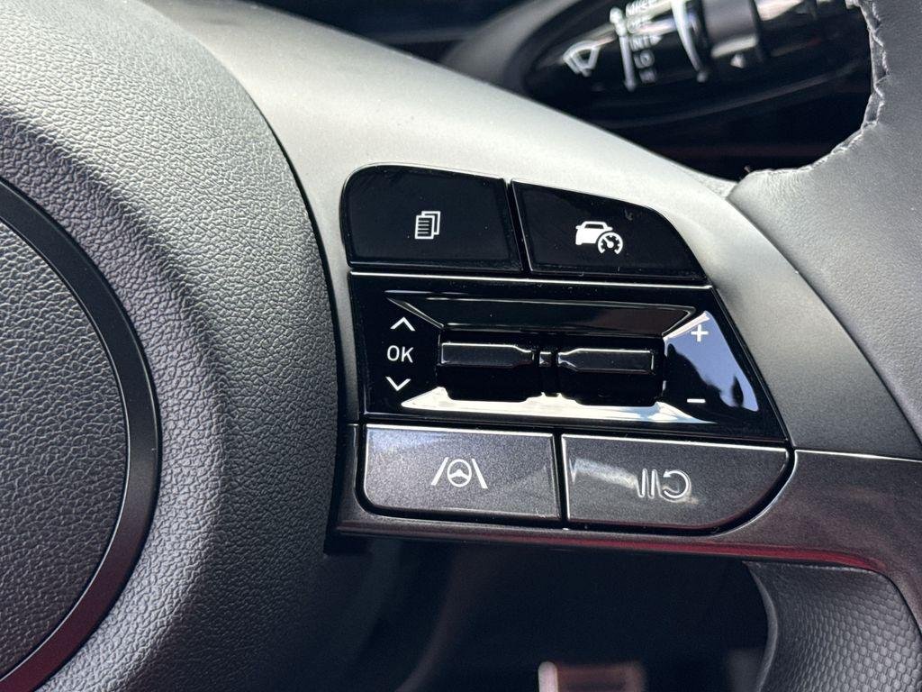2025 Hyundai Elantra SEL - Photo 25