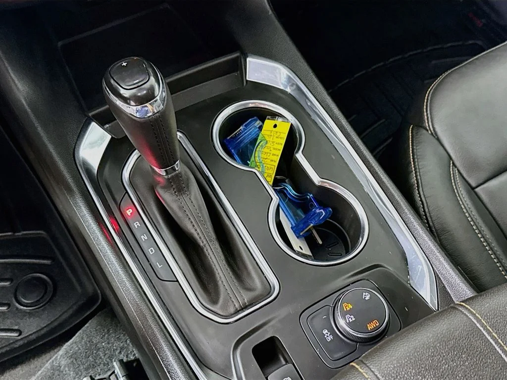 Used 2019 Summit White Chevrolet LT Leather image 20