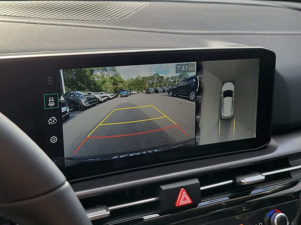 New 2027 Wolf Gray Kia SX Prestige image 32