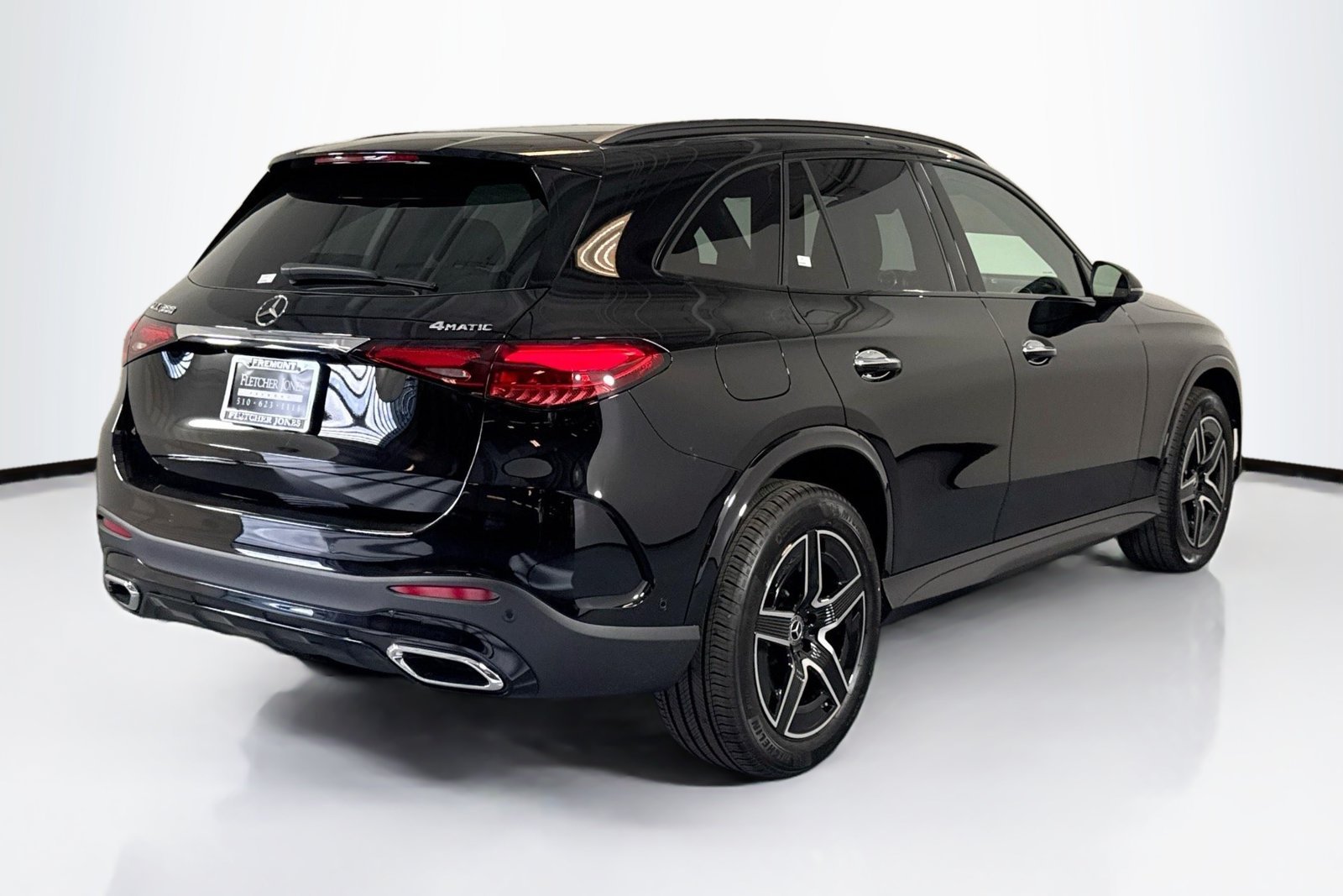 New 2026 Black Mercedes-Benz GLC 300 image 5