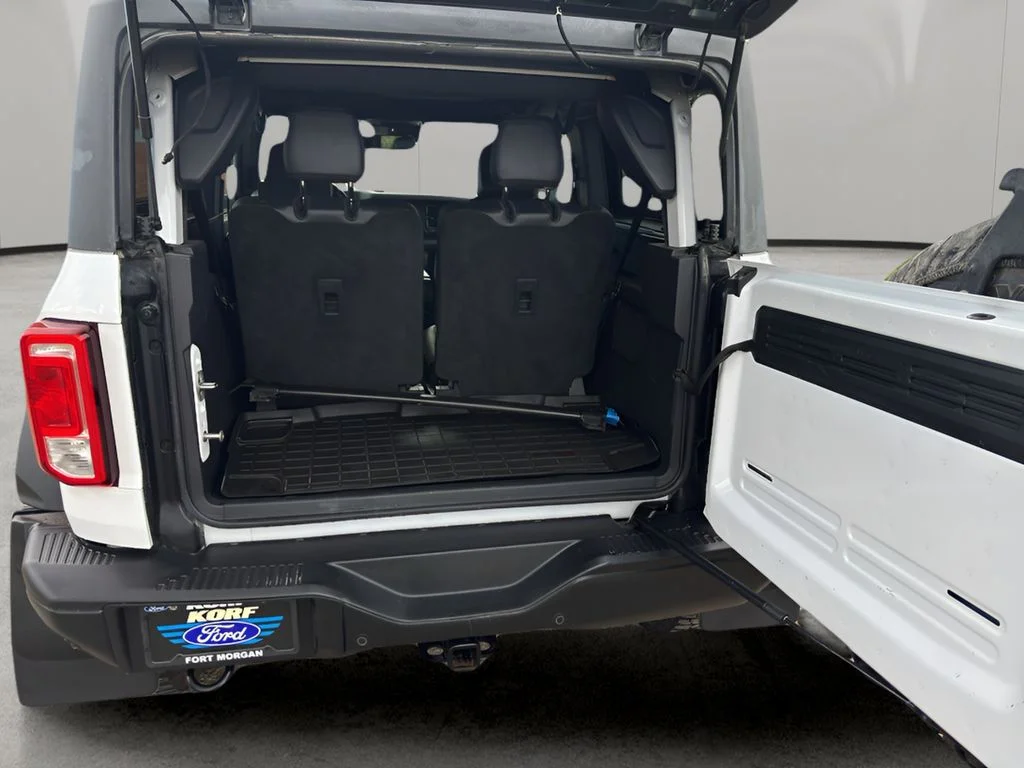 Used 2023 Oxford White Ford Black Diamond image 12