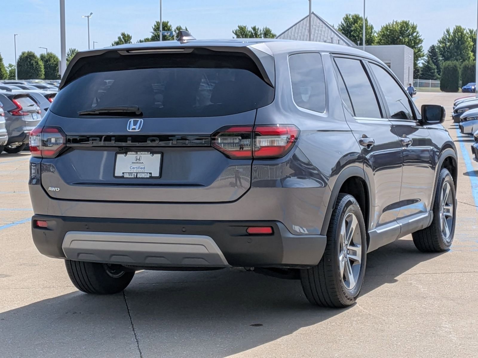 2025 Honda Pilot EX-L - Photo 6