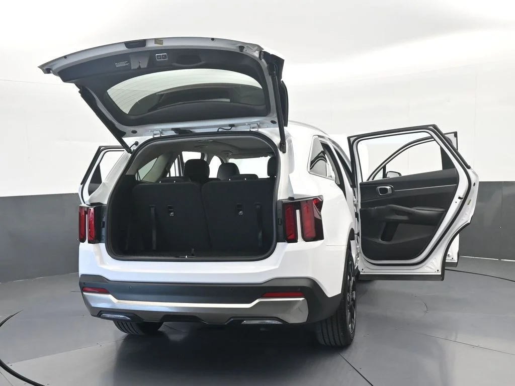 Used 2025 Glacial White Pearl Kia EX image 76