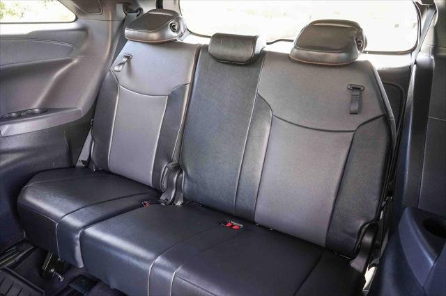 Certified Used 2021 MIDNIGHT BLACK METALLIC Toyota  image 23