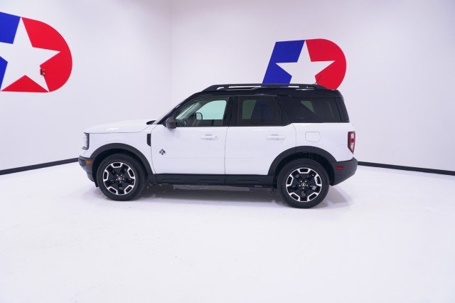 Used 2023  Ford Outer Banks image 10