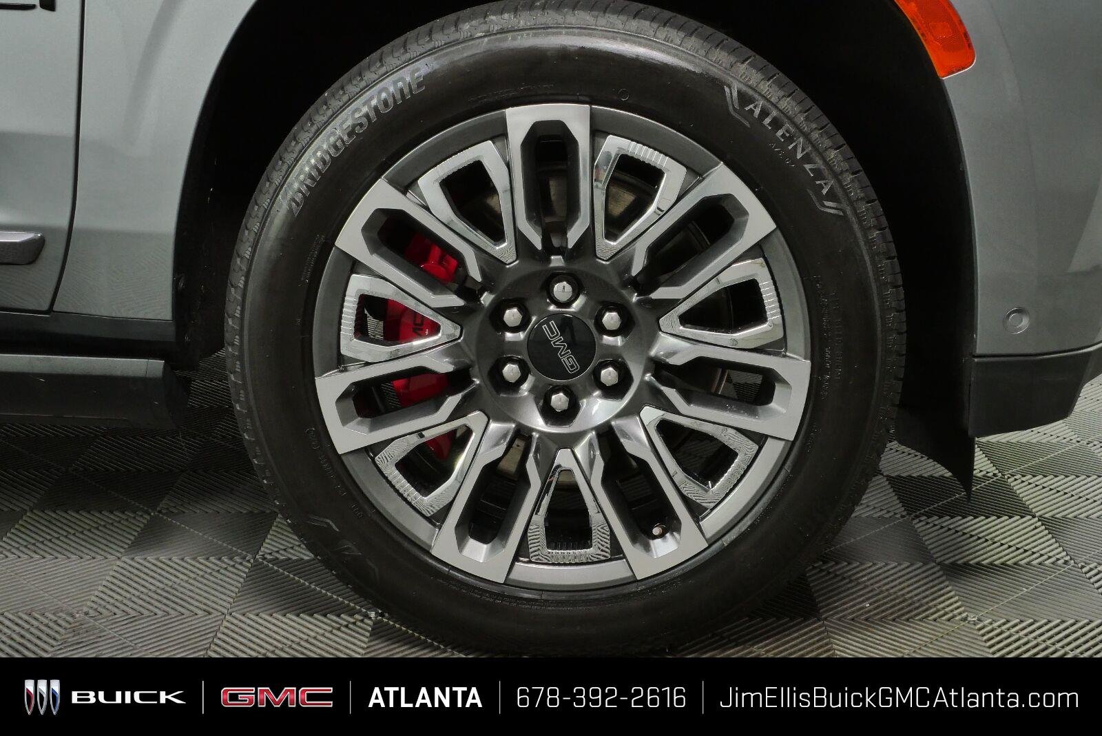 2023 GMC Yukon Denali Ultimate - Photo 44