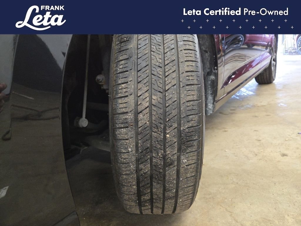 Used 2025 Deep Black Pearl Volkswagen  image 25