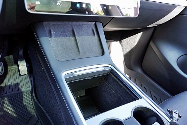 Used 2021 Black Tesla Long Range image 29