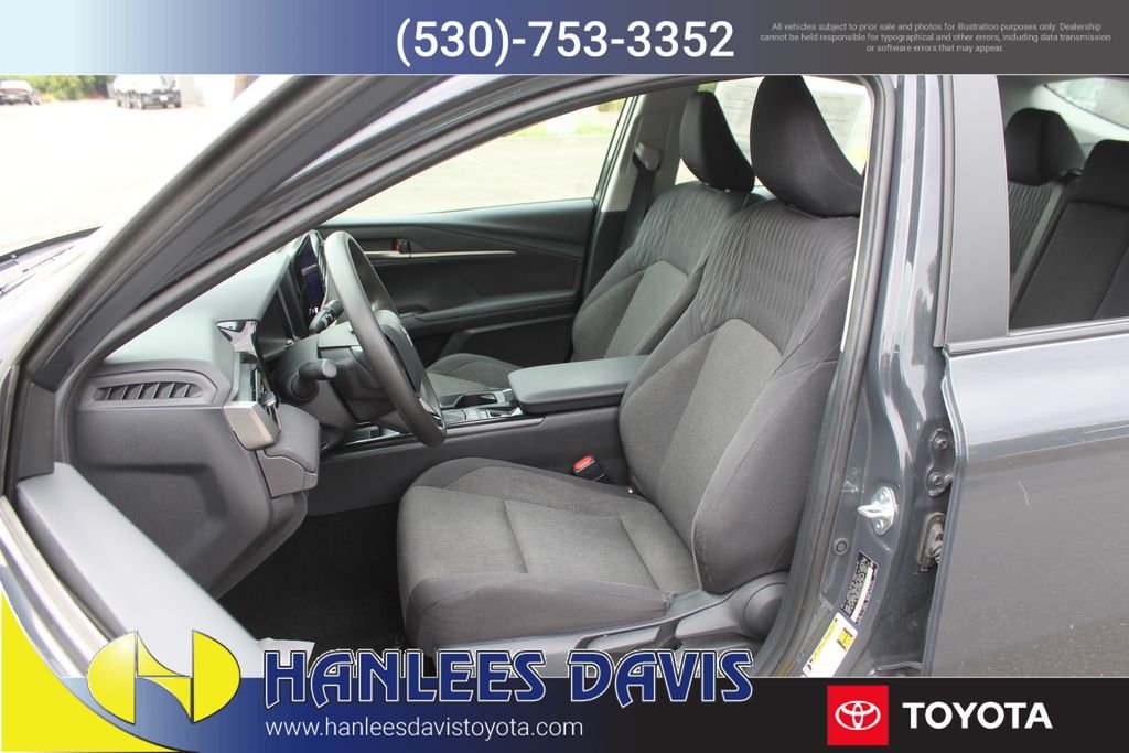 Used 2025  Toyota LE image 12