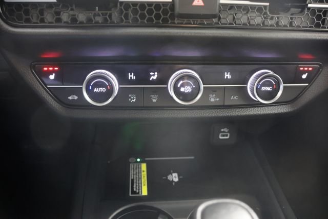 Used 2024 Crystal Black Pearl Honda EX-L image 15