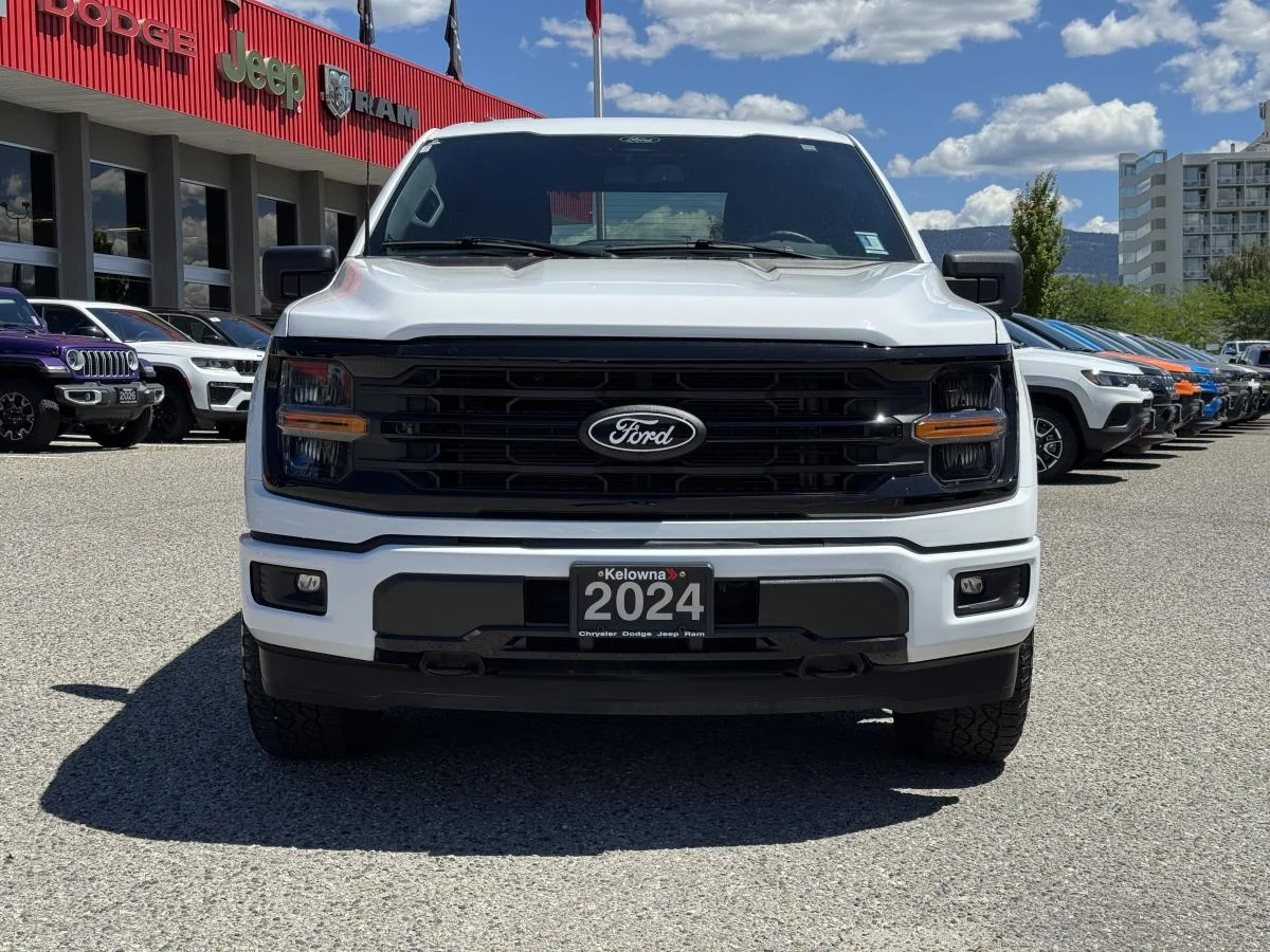 Used 2024 White Ford XLT image 3