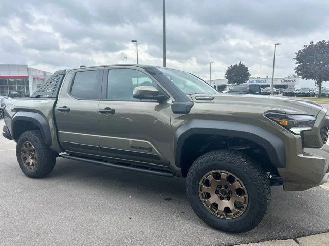 New 2026 Bronze Oxide Toyota Tacoma Trailhunter image 4