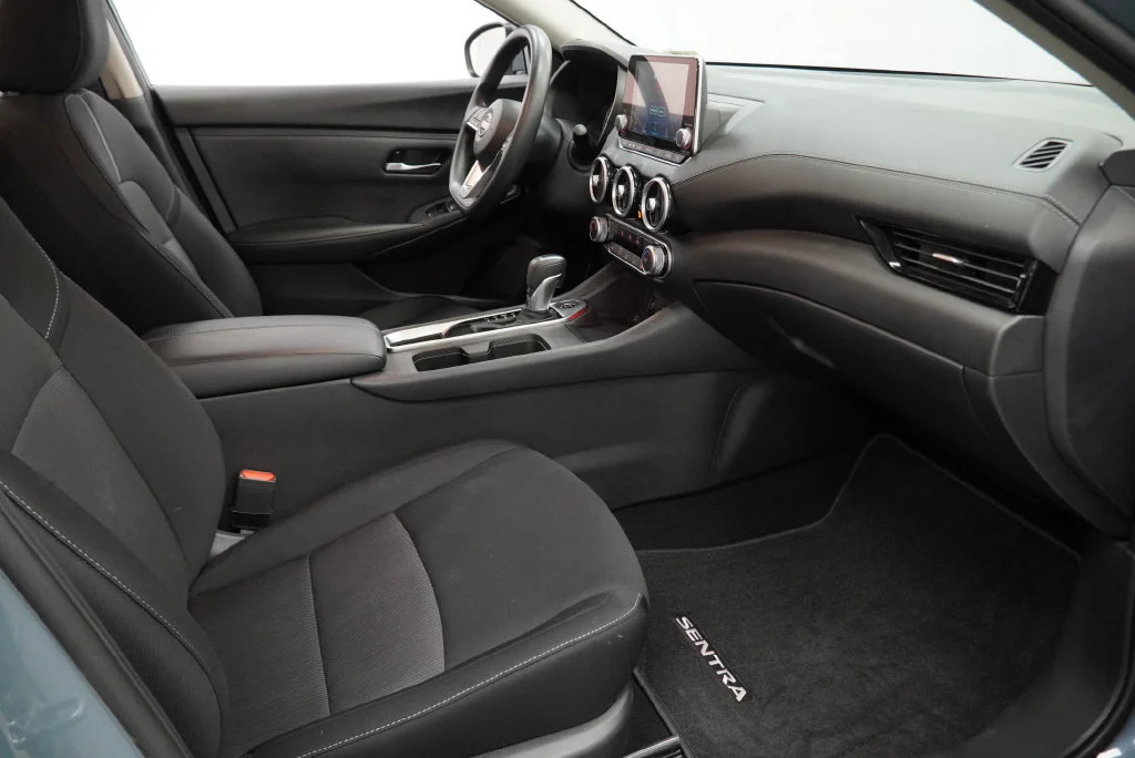 Used 2024 Gray Nissan SV Xtronic CVT image 31