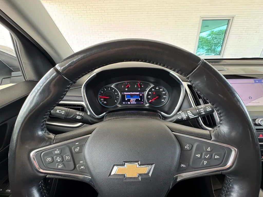 Used 2020 Silver Chevrolet Premier image 32