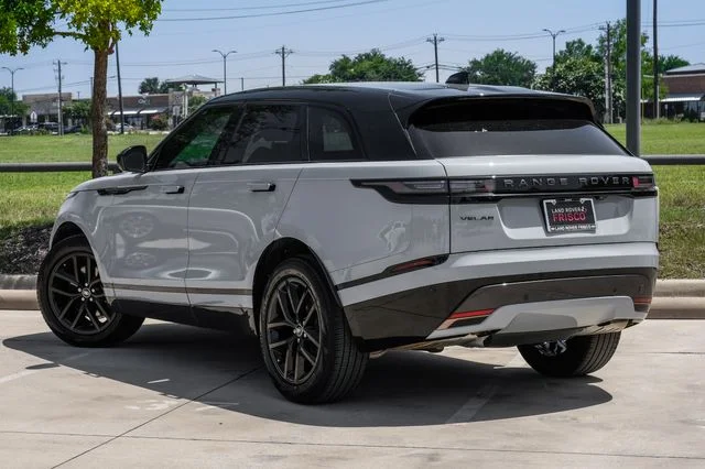 Certified Used 2025 Gray Land Rover Dynamic SE image 11