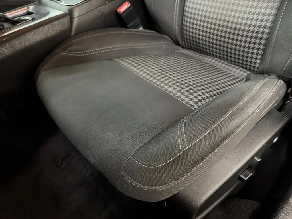 Used 2018 Red Dodge GT image 16