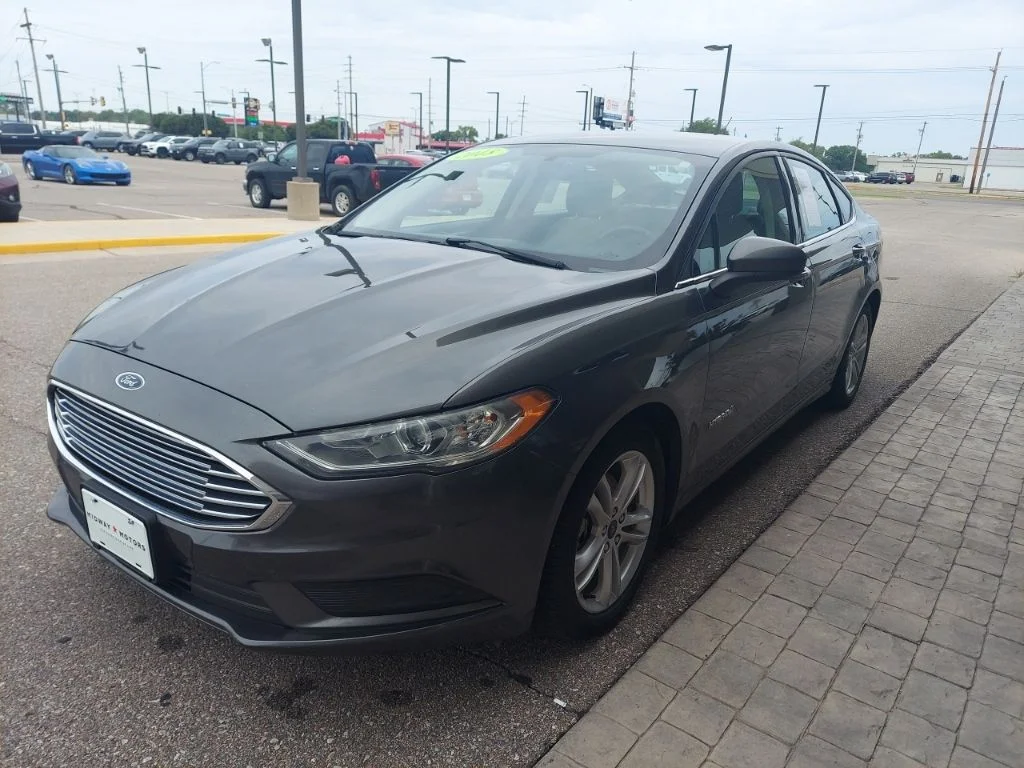 Certified Used 2018 Gray Ford S image 3