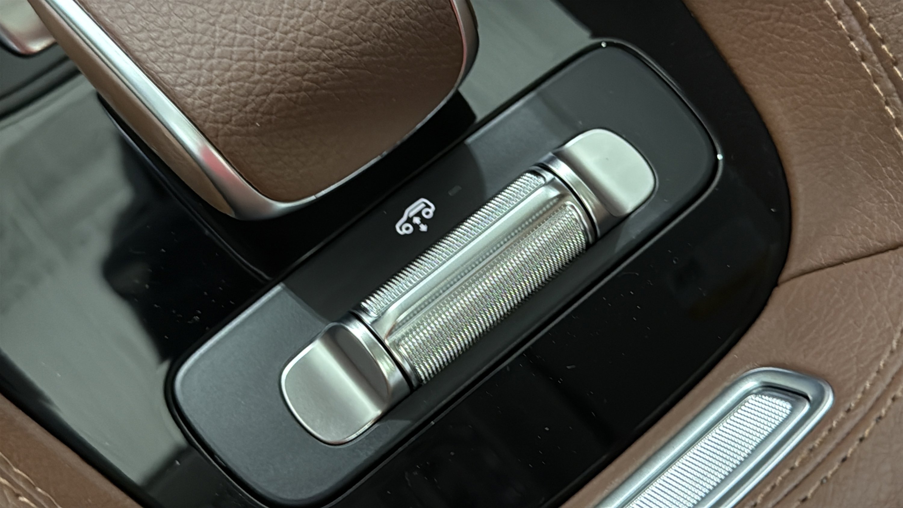 New 2026 Selenite Grey Metallic Mercedes-Benz GLS 450 image 44