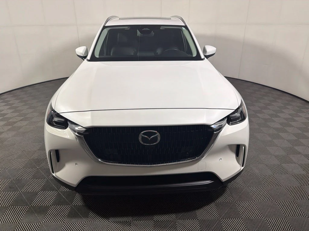 Used 2026 White Mazda 3.3 Turbo Preferred image 3