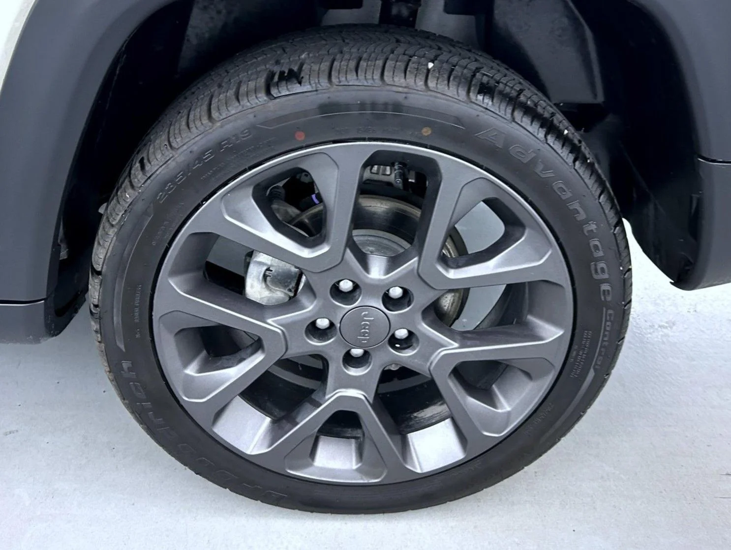 Used 2021 White Jeep 80th Special Edition image 25