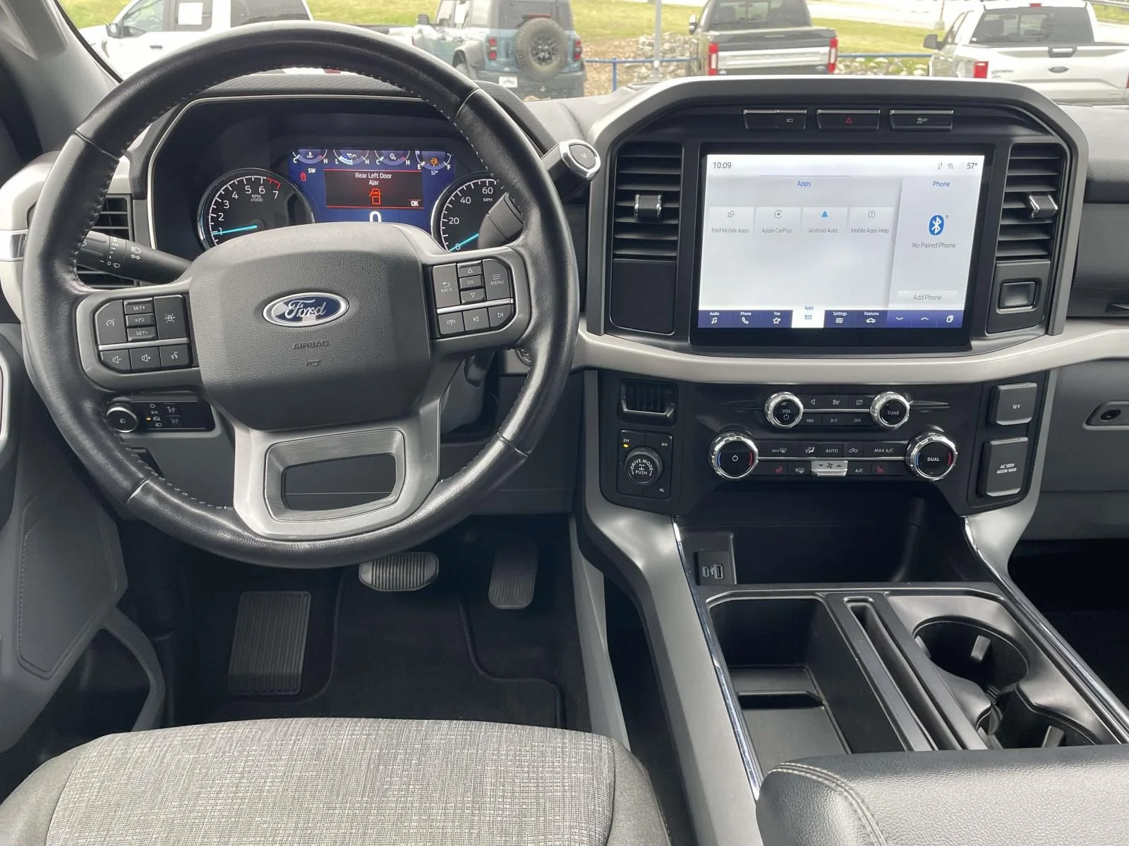 Used 2022 Black Ford XLT image 11