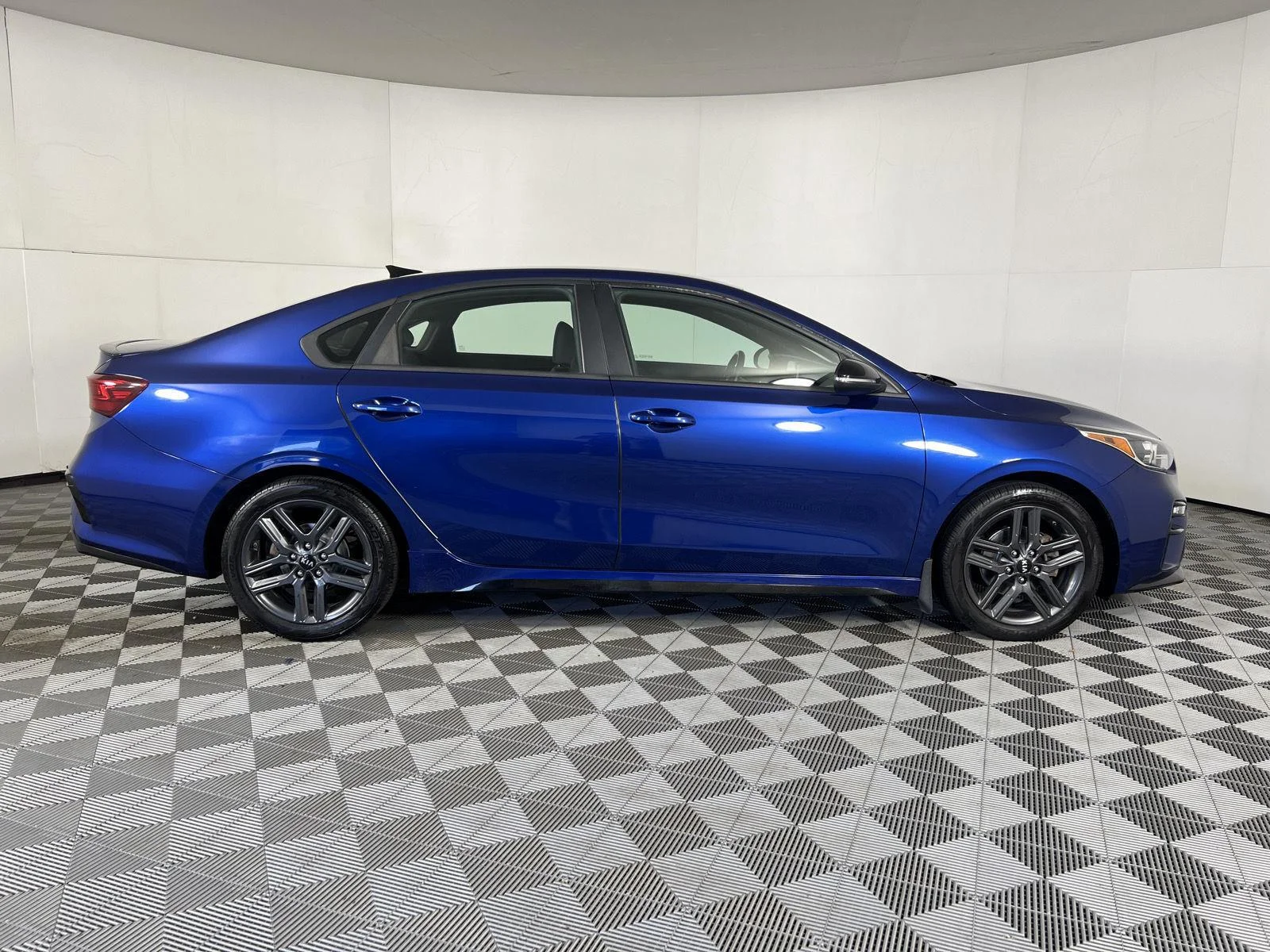 Used 2020 Bl Kia GT-Line image 23
