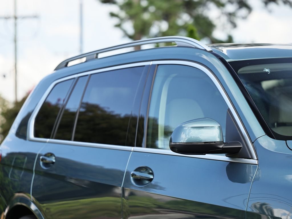 New 2027 Blue Ridge Mountain Metallic BMW xDrive40i image 3