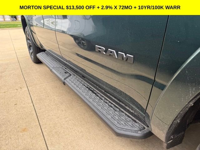 New 2026 Serrano-Green Metallic Exterior Paint Ram Big Horn/Lone Star image 7
