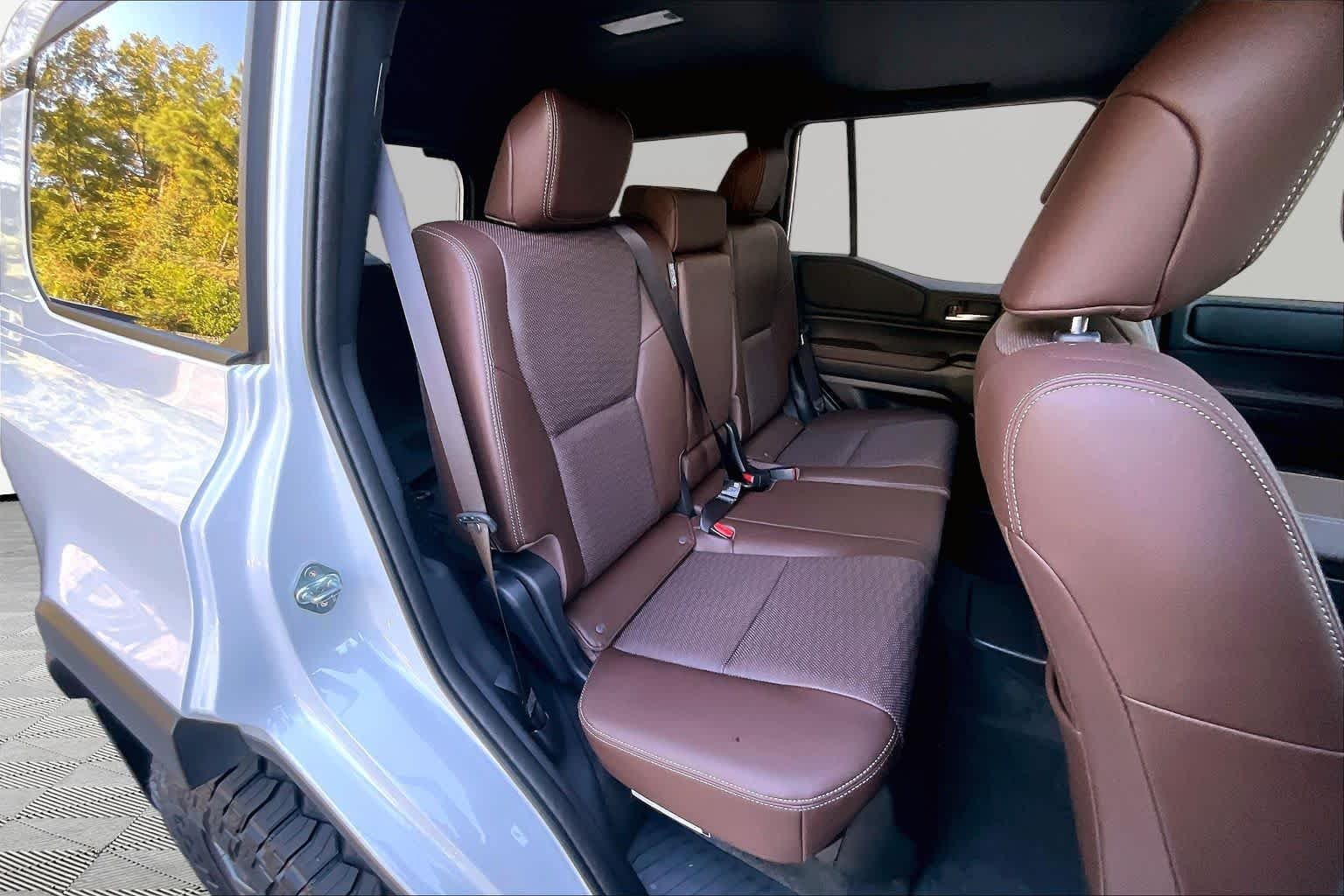 Used 2026 Wind Chill Pearl Toyota  image 20