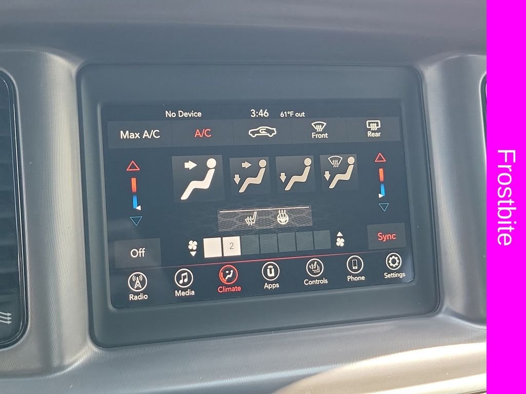 Used 2021  Dodge SXT image 26