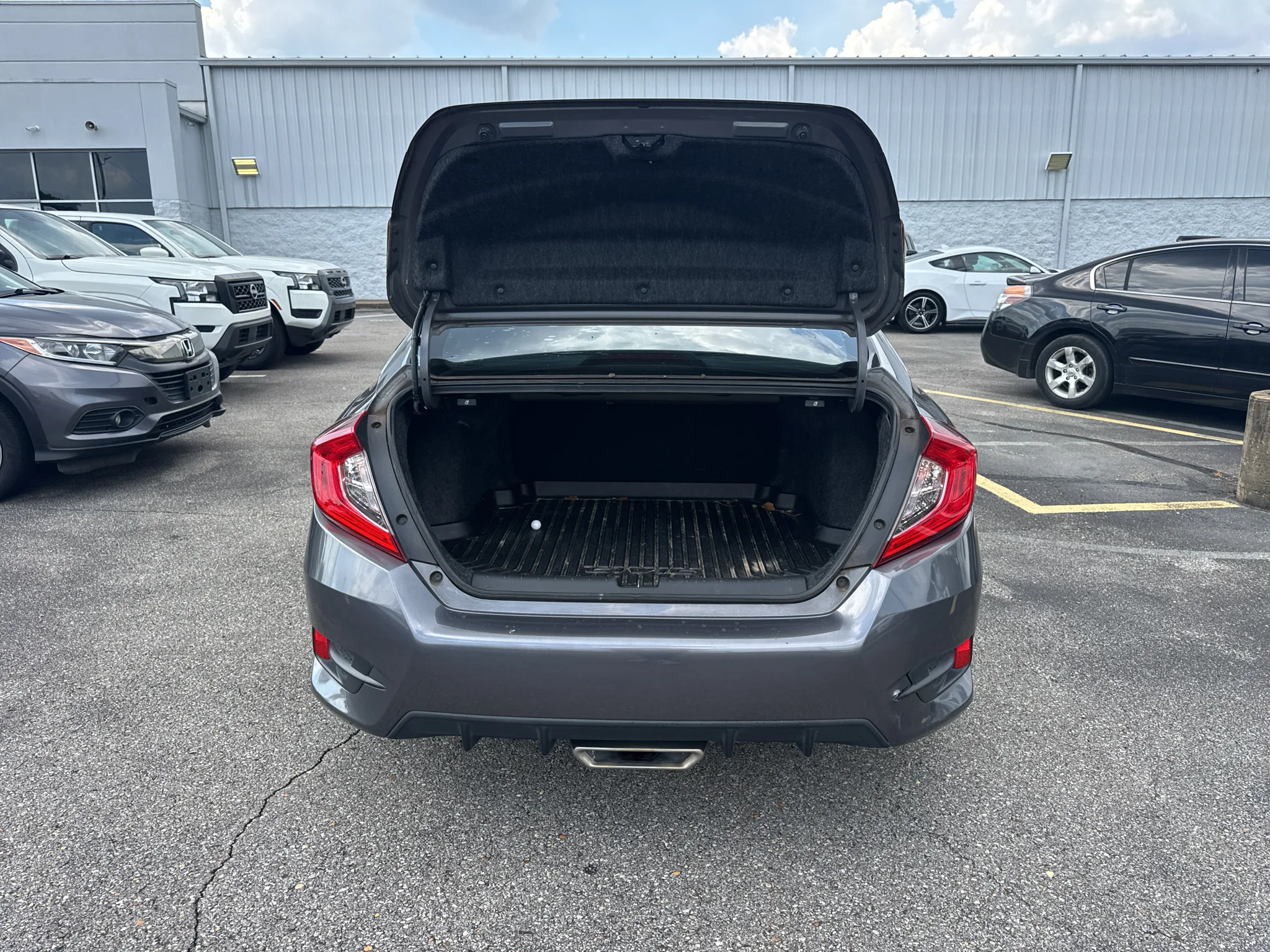 Used 2019 Modern Steel Metallic Honda Sport image 7