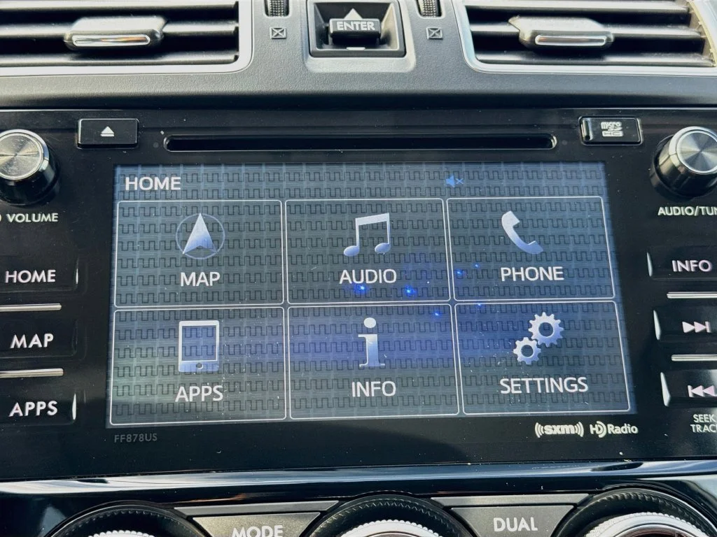Used 2017 White Subaru 2.5i Touring image 18