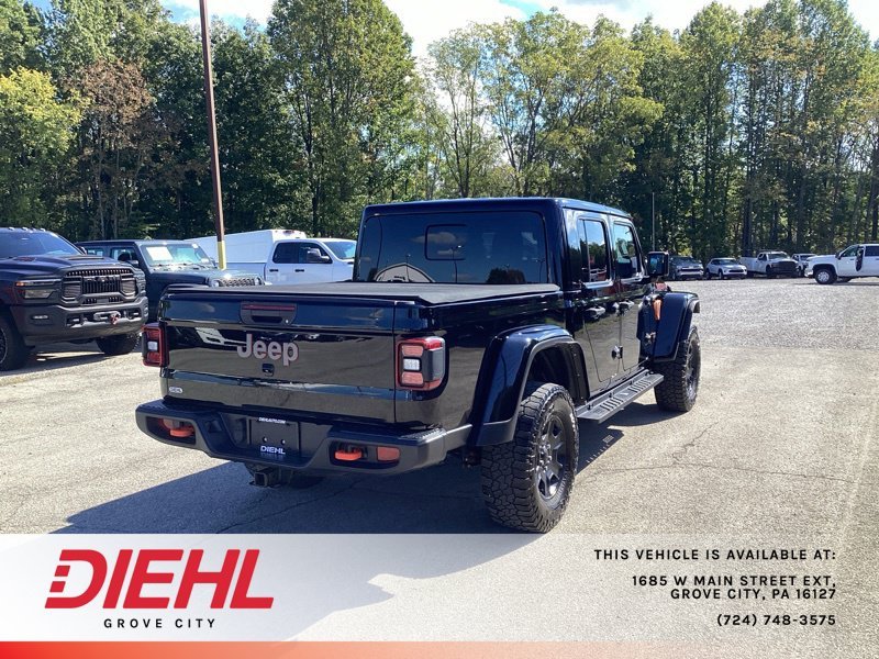 Used 2021 Black Jeep Mojave image 7