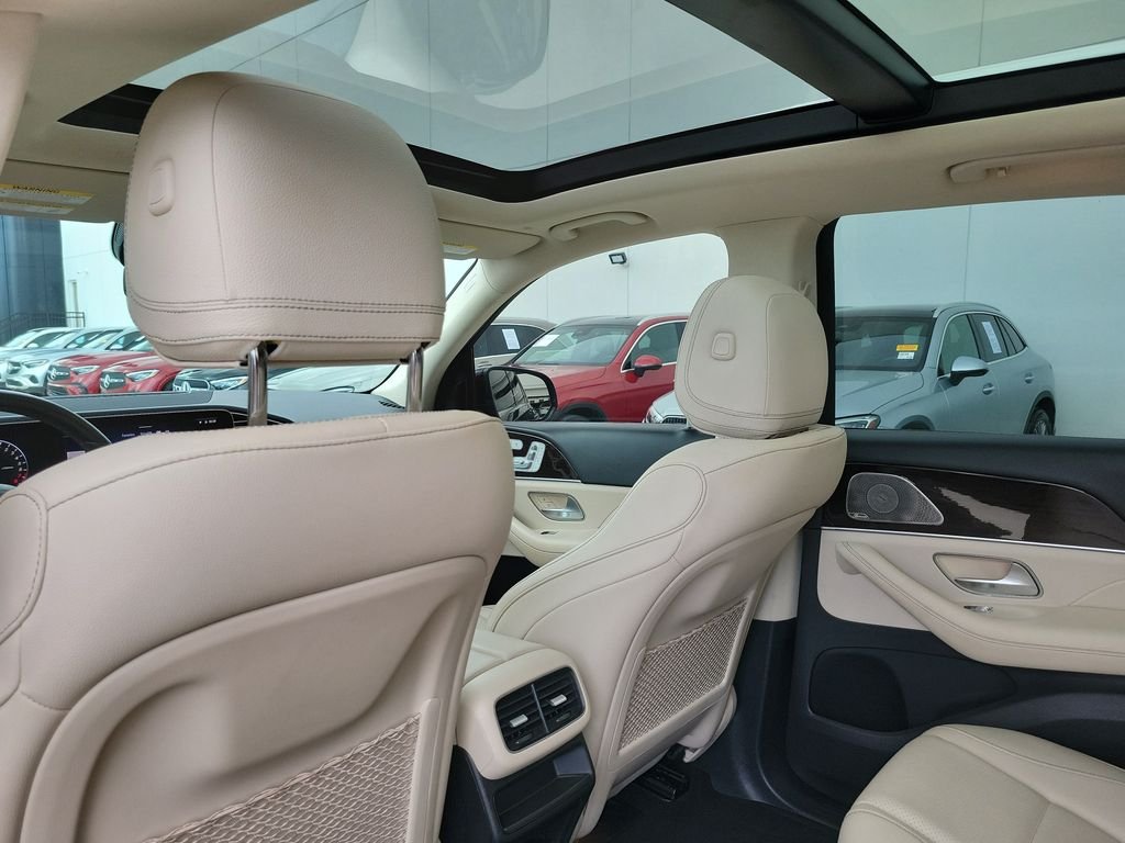 Certified Used 2024 Black Mercedes-Benz GLE 450e image 14