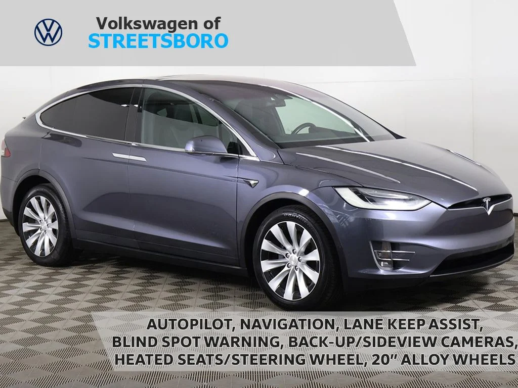 2020 Tesla Model X Long Range's photo