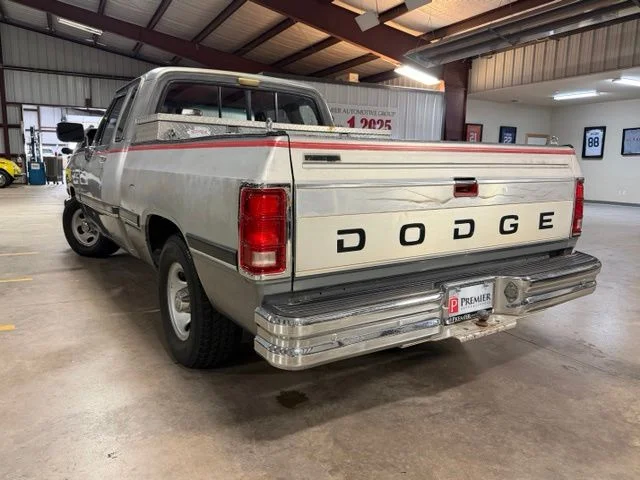 Used 1993 Gray Dodge Base image 9