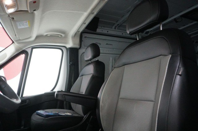 Used 2025 WHITE Ram Tradesman image 17