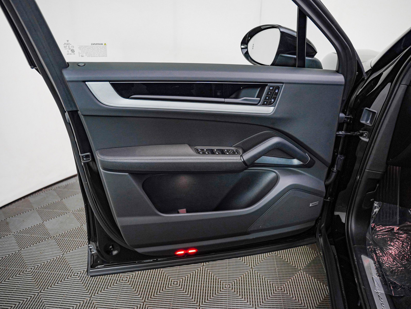 2026 Porsche Cayenne E-Hybrid - Photo 25