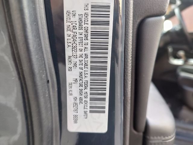 Used 2017 Black Jeep Altitude image 11